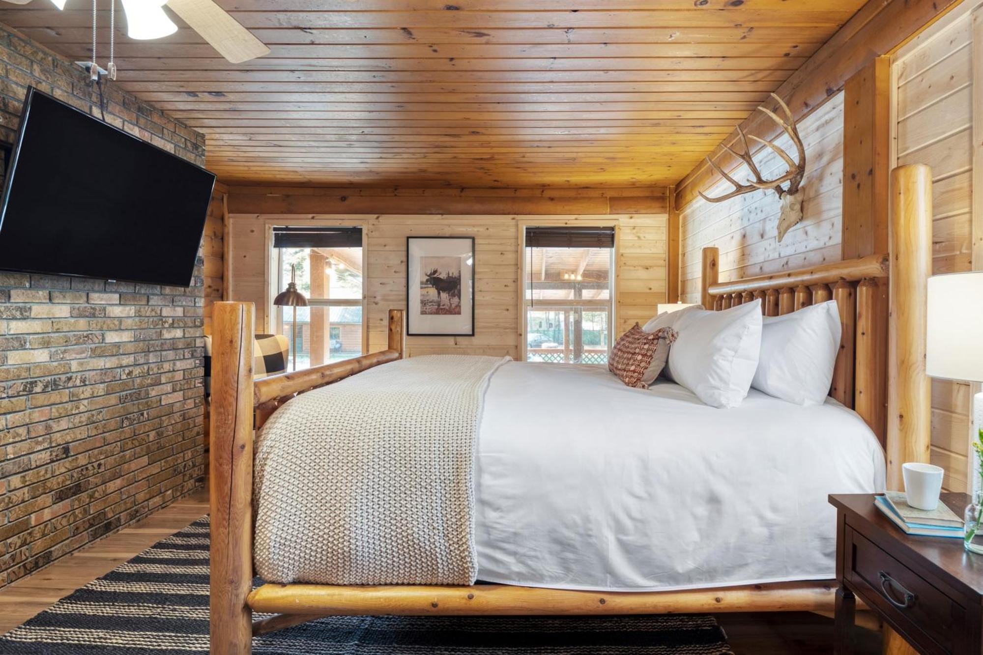 Sugar Cove By Avantstay Cabin By The River W Hot Tub Pool Table Guest House Gatlinburg Exterior photo