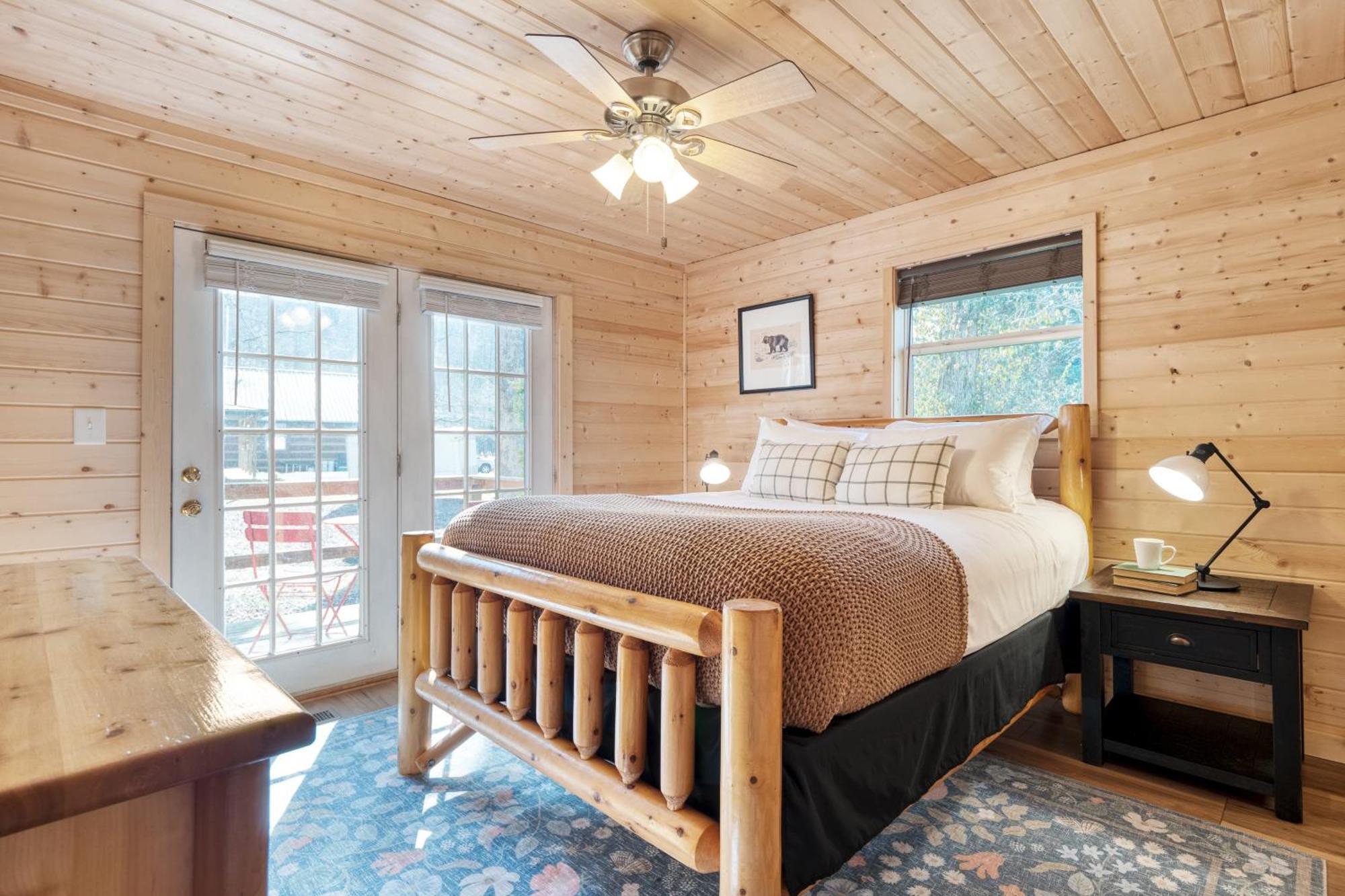 Sugar Cove By Avantstay Cabin By The River W Hot Tub Pool Table Guest House Gatlinburg Exterior photo